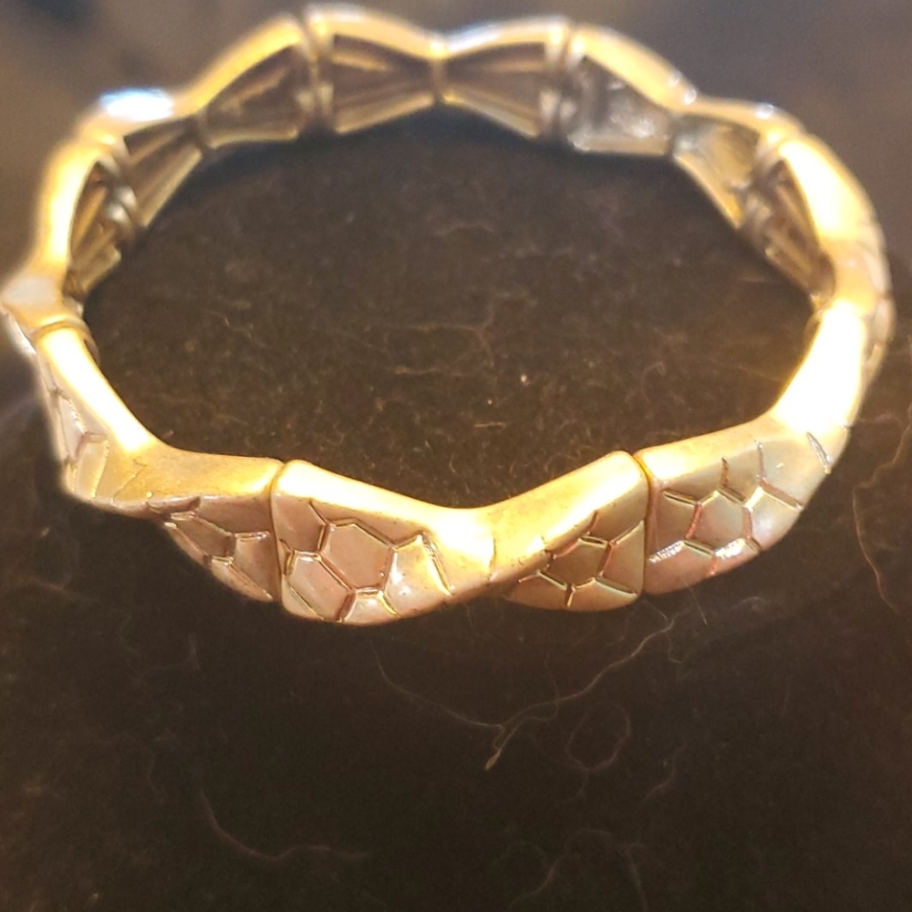 Lia Sophia Sync Gold Bracelet